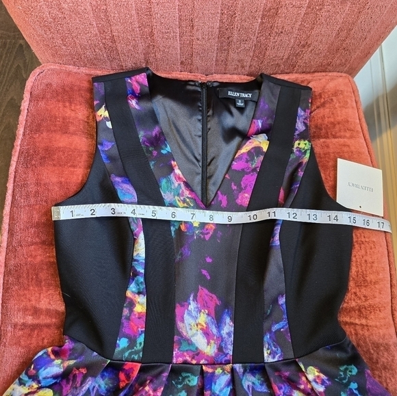 NWT Ellen Tracy Sleeveless Fit & Flare V-Neck Dress Black Multi Floral Sz. 2 - Picture 7 of 13